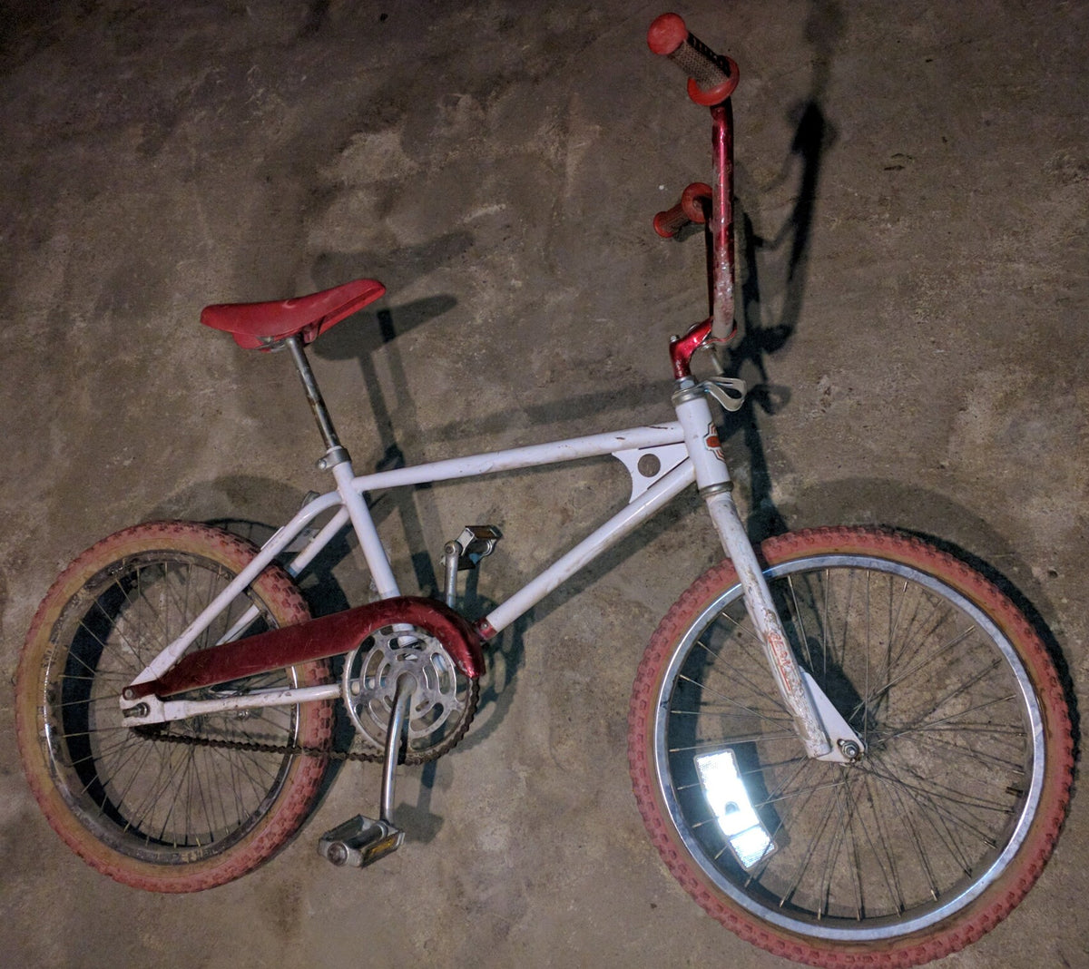 Free Spirit White BMX Bike Bicycle Vintage – Pocatello Market Free Spirit White BMX Bike Bicycle Vintage – Pocatello Market