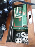 15J Singer Bentwood Wood Dome Case Sewing Machine 160809 Working