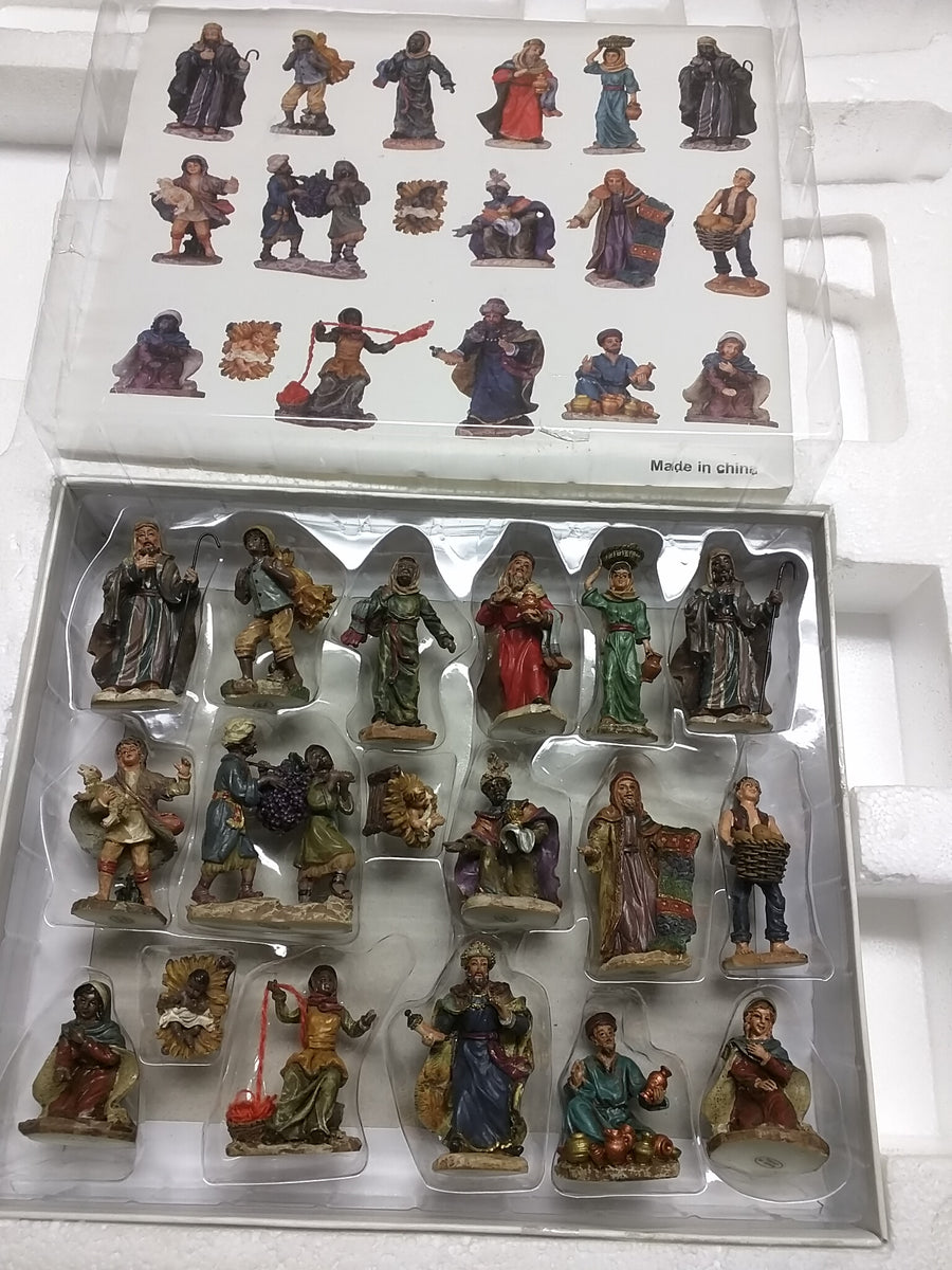 Porcelain Bethlehem Village Nativity Set W 22 Resin Figures 2005 Rare Pocatello Market