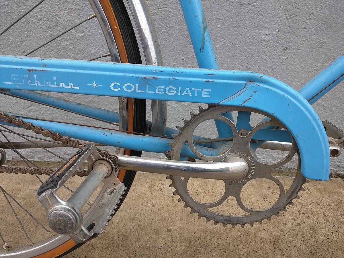Schwinn ヴィンテージ 1974 Opaque Blue Schwinn Collegiate Tourist Vintage Cruiser Bike