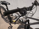 M Giant Disc Brakes Rincon XC Giant Aluxx Size M 6000 Series Butted Tubing Mountain Bike Bicycle MTB Silver Black