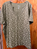 26/28 Fashion bug Relaxed Fit Floral Print T-Shirt Y2K  - Green