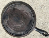 USA 8 Cast Iron Flat Round Skillet Pan Griddle 10" Cooking Surface Vintage Heavy