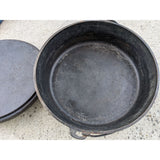 14 CO D Cast Iron "Short" Camp 14" Dutch 3 Leg Footed Oven Older Lodge ? 14CO
