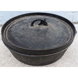 14 CO D Cast Iron "Short" Camp 14" Dutch 3 Leg Footed Oven Older Lodge ? 14CO