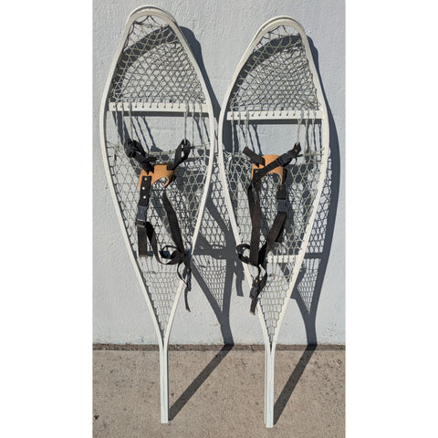 Magline 1987 Aluminum Snowshoes US Military Leather & Nylon Bindings Snow Shoes