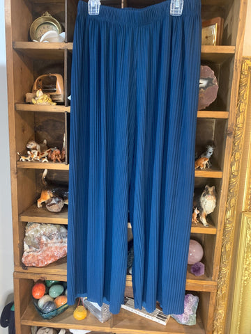 L Jon&Anna Womens Pants Pleated stretch flowy Capri Regular  VGC