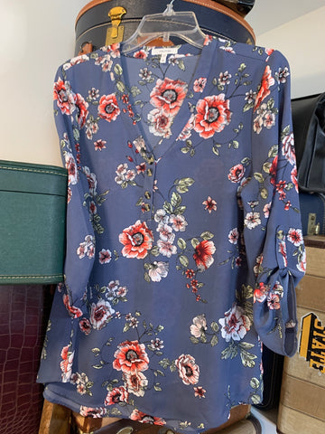 M Maurices Womens Shirt Top Blue Floral Blouse Regular  VGC