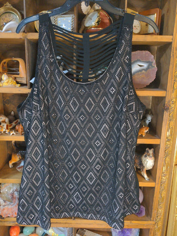 2X Maurices Womens Shirt Top Diamond black Plus  Used