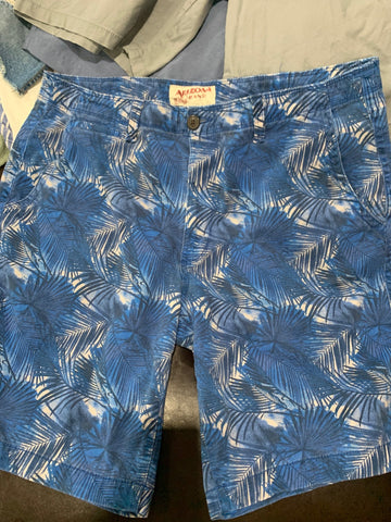 38 Arizona Jeans Mens Shorts Blue tropical leaves Regular  Used