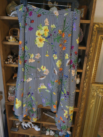 XL Calvin Klein Womens Skirt Floral vertical stripes white navy blue   Used