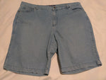 20 Gloria Vanderbilt Womens Shorts Railroad stripe blue white denim Amanda Bermuda Plus  Used