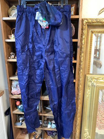 2XL Red Ledge Mens  Outdoor Navy wind and rain proof clip on bag Big  New