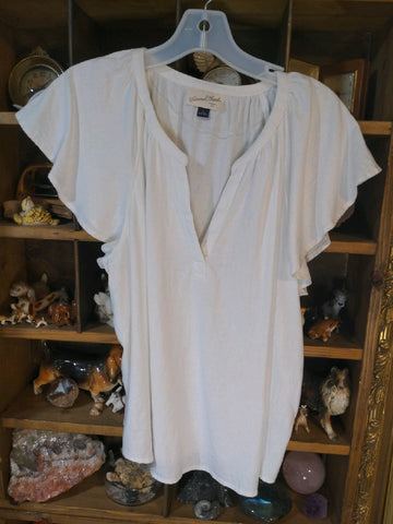 L Universal Thread Womens Shirt Top White short sleeve V-neck Regular  Used