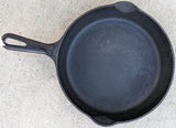 No. 6 Griswold Erie PA Cast Iron  9" X 2" Skillet Frying Pan Groove Handle Vintage Cooking Chef Small Double Pour Flat 699 ?