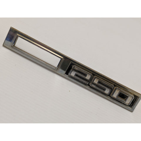 250 Marker Light Bezel Badge Emblem LEFT 1969 Chevelle Camaro Nova 1968 Fender OEM GM