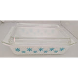 Vintage Pyrex White Turquoise Snowflake White 2 QT Casserole Rectangle 575 B Dish 550 C Lid Space Saver 575B Aqua Blue