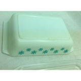 Vintage Pyrex White Turquoise Snowflake White 2 QT Casserole Rectangle 575 B Dish 550 C Lid Space Saver 575B Aqua Blue