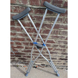 Cardinal Health Adult Adjustable Aluminum Crutches Pair 300 Lbs Capacity Grey Cushions