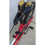 Giant Boulder SE Mountain Red Silver Bike Shimano 7-Speed Aluminum 6061 Aluxx Bicycle
