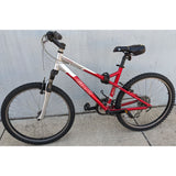 Giant Boulder SE Mountain Red Silver Bike Shimano 7-Speed Aluminum 6061 Aluxx Bicycle