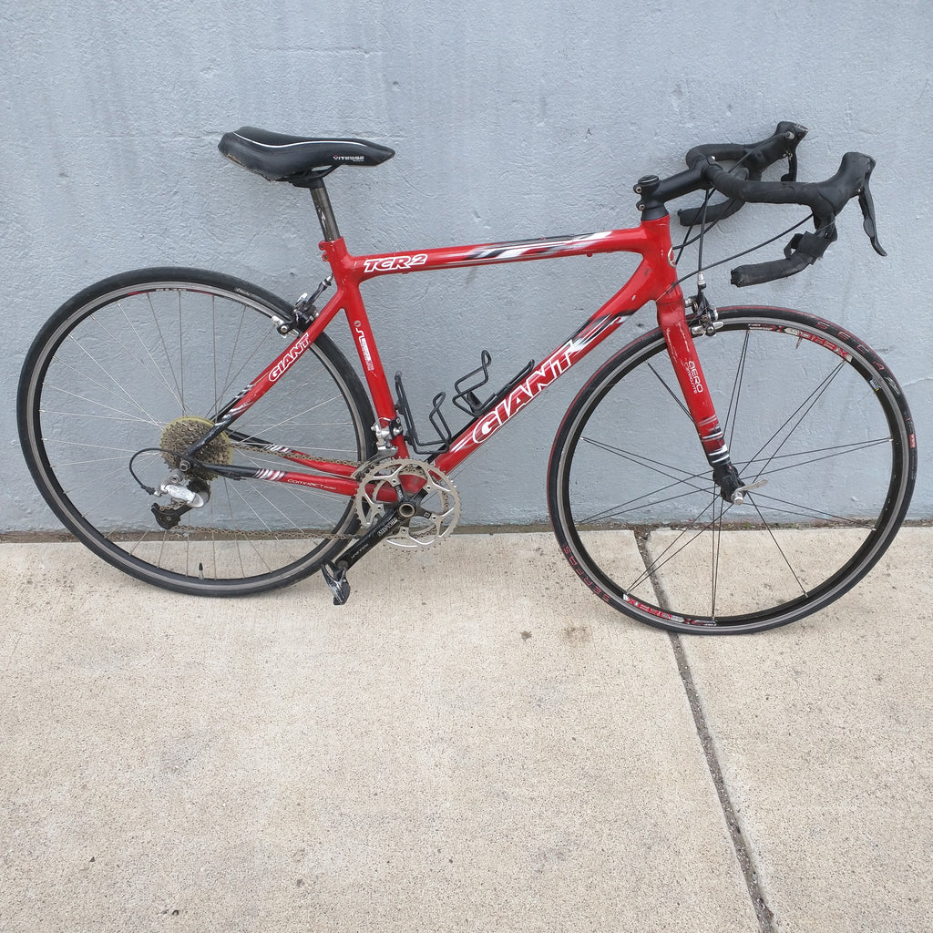 Giant tcr deals 2 road bike