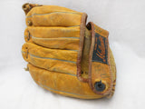 1070 Hollander Japan Rivet Small Baseball Glove Mitt Vintage