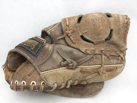 Ron Santo Montgomery Ward Endorsed Wilson Vintage Baseball Glove Mitt Leather