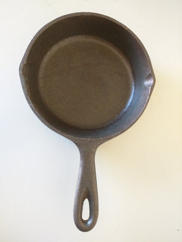 Made in USA NO. 3 Cast Iron Skillet 6 5/8 IN 1H-2 Small
