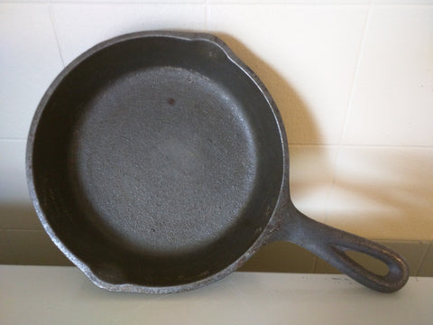 Lodge 3 SK Made in USA H2 Cast Iron Skillet Small 3 Notch Heat Ring