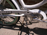 PEDEGO ELECTRIC COMFORT CRUISER WOMENS BICYCLE BIKE -36V/10AH WHITE