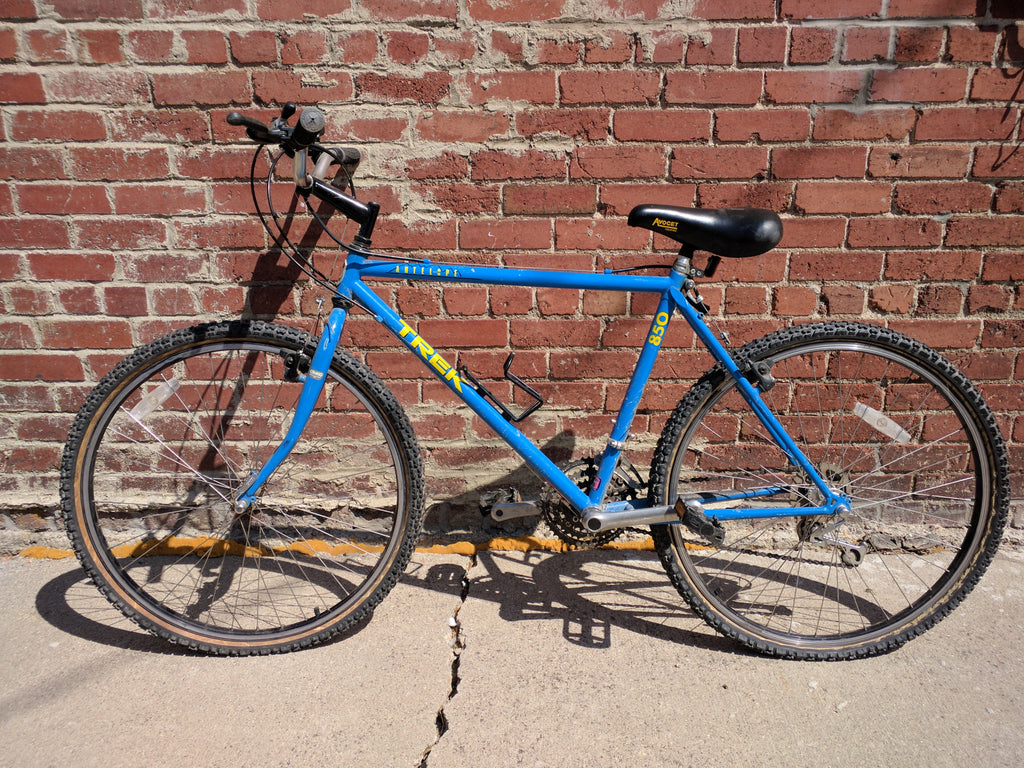 trek 850 bicycle 47 cm Trek Antelope 850 Bike Bicycle Road Mountain Hybrid Blue 1990's – Pocatello Market