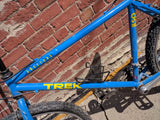 47 cm Trek Antelope 850 Bike Bicycle Road Mountain Hybrid Blue 1990's