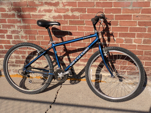 Cannondale M200 Blue Bike Bicycle Mountain Road Hybrid Adult Pocatello Market