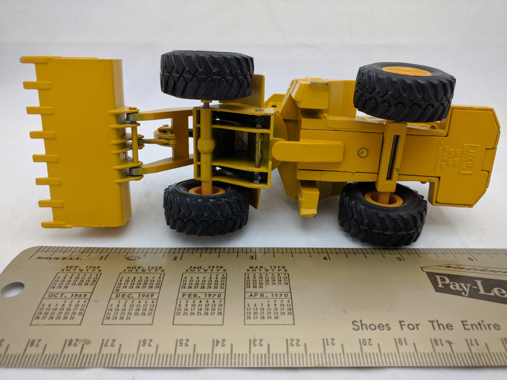 Radlader Baufahrzeug 1:50 NZG CAT Caterpillar 966 Radlader Baufahrzeug 1:50 NZG CAT Caterpillar 966