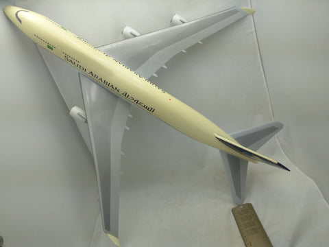 28" Saudi Arabian Airline Airplane Desktop Model Passenger Plane Jet B747-400 ??