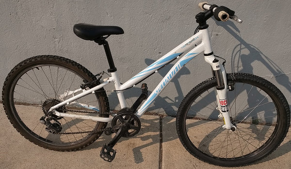 AS-IS PARTS Specialized HotRock 24