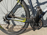 29 L Revel 2 Aluxx 6000 Giant Disc Brakes Black Mountain Bike Bicycle MTB 29er