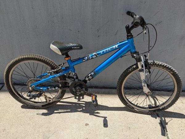 PXL_20220618_182819592_00f4567